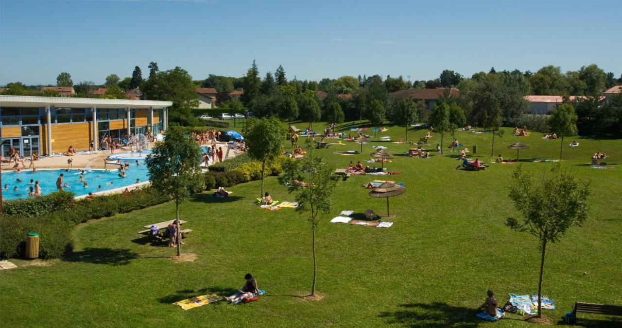 Onlycamp Camping le Champ d'été Reyssouze Exterior foto
