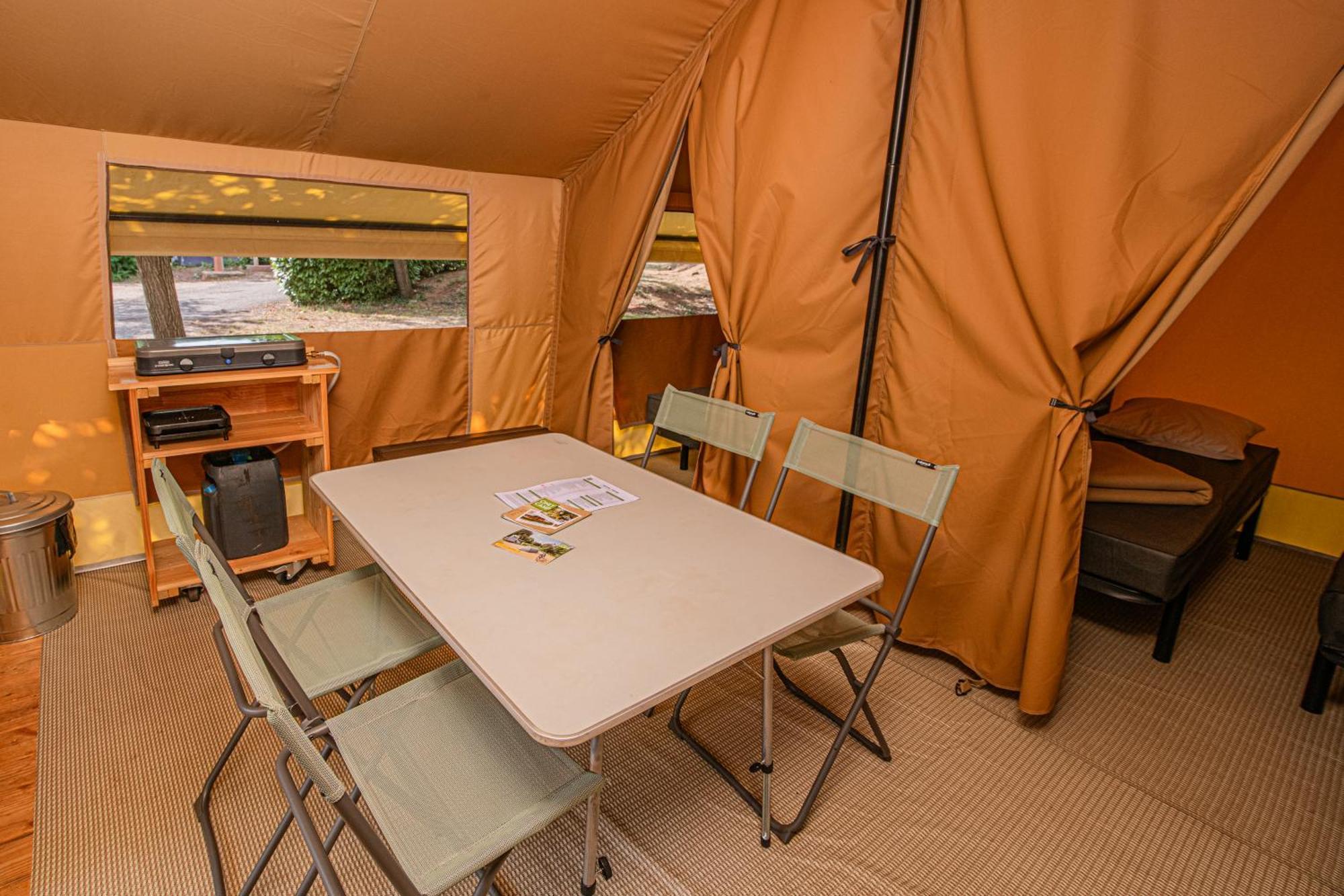 Onlycamp Camping le Champ d'été Reyssouze Exterior foto